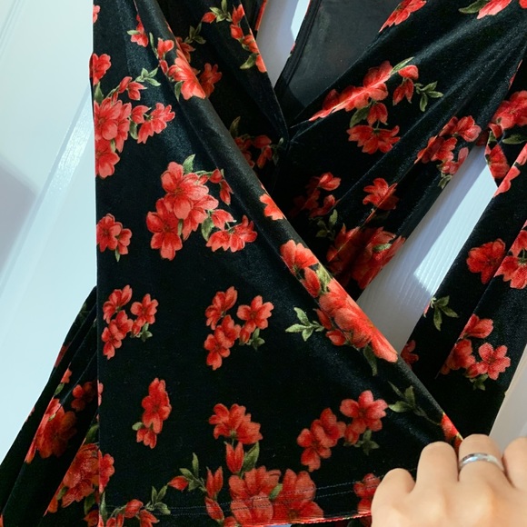 Velvet romper (worn twice) - Picture 2 of 2